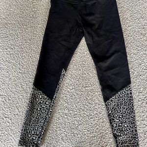 Women's Black & Leopard Print Beyond Yoga Leggings